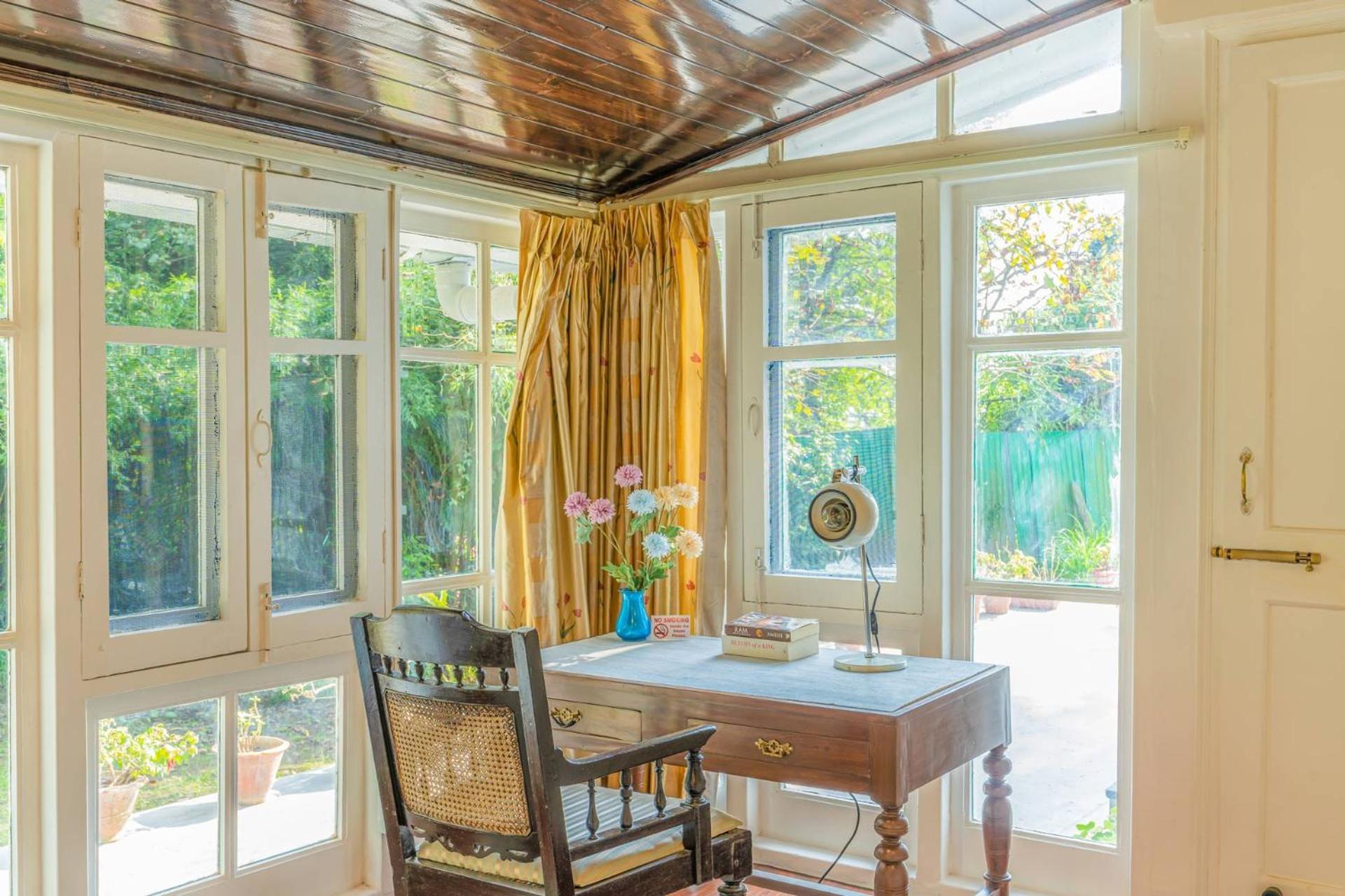 Stayvista At Rose Cottage - Bonfire & Scenic View Shimla Exterior photo